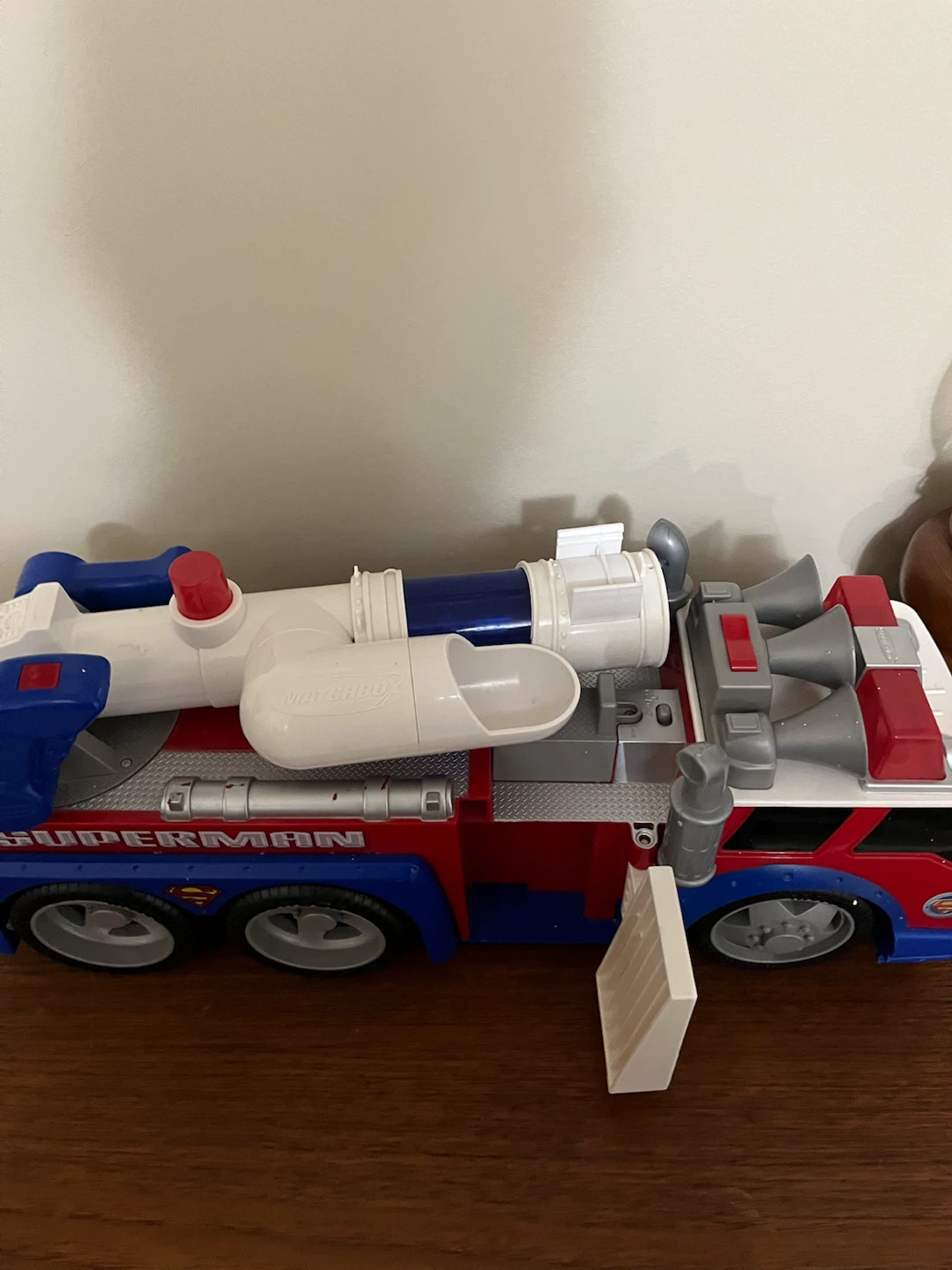 Matchbox Superman Fire Truck Toy - photo 3