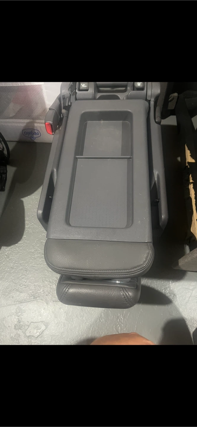 Grey Foldable Car Seat - photo 3
