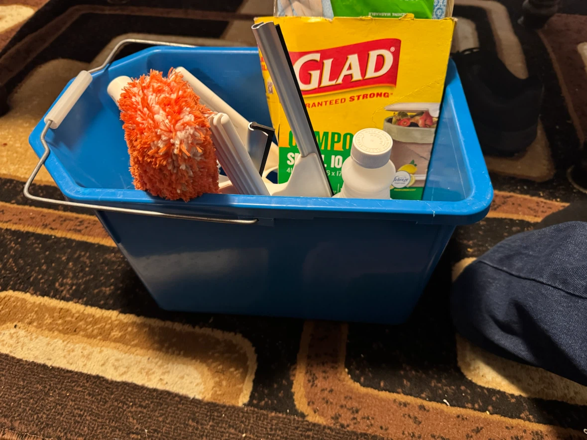 Brand new Window Cleaning Kit - photo 2