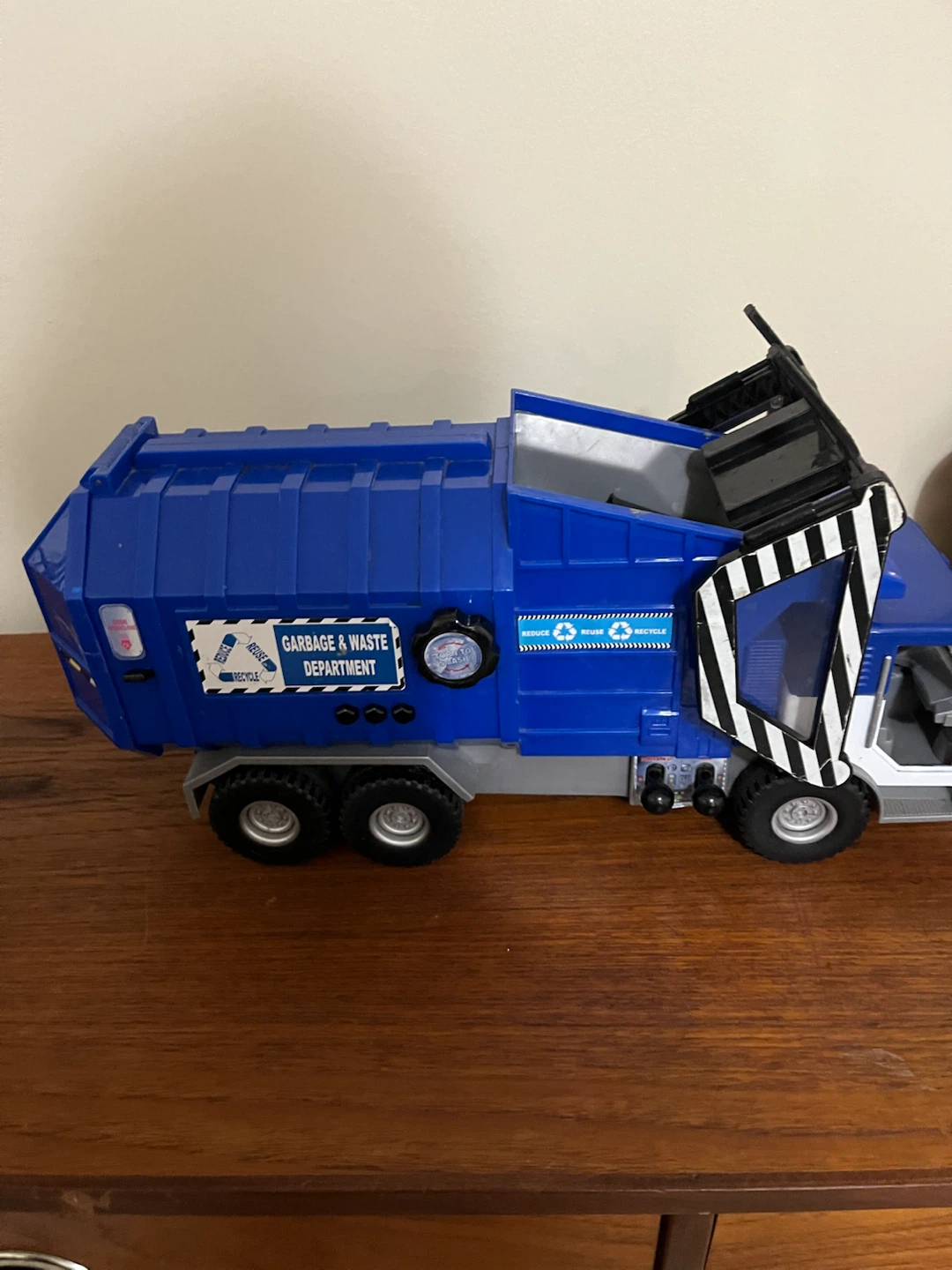 Blue Garbage Truck Toy - photo 2