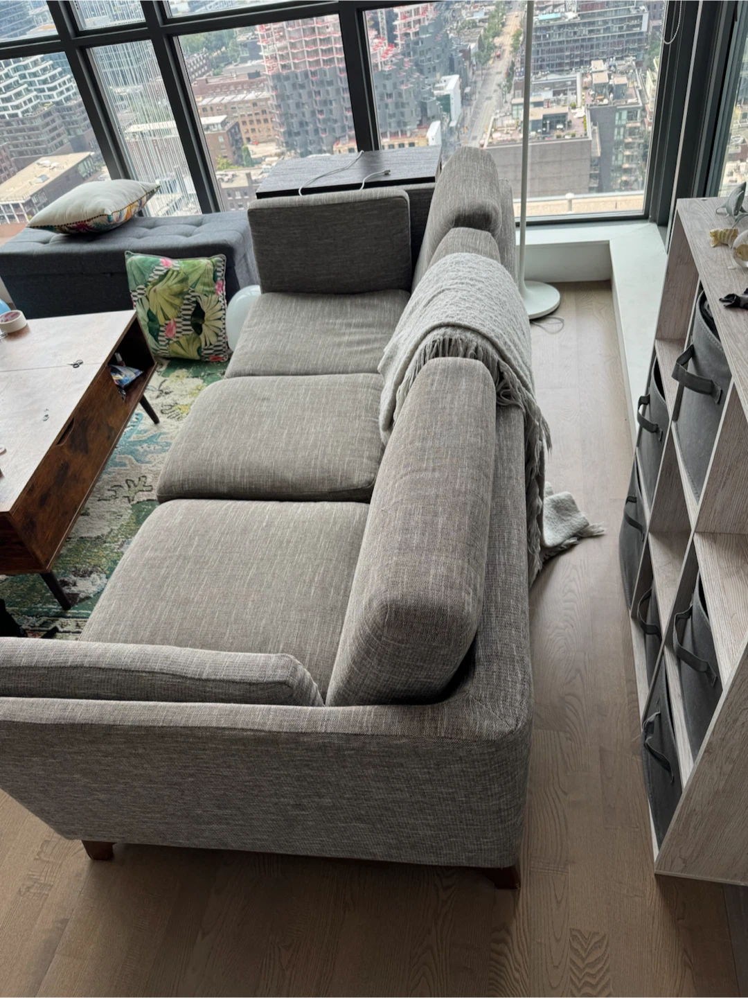 FREE 3 seater article couch grey - photo 2