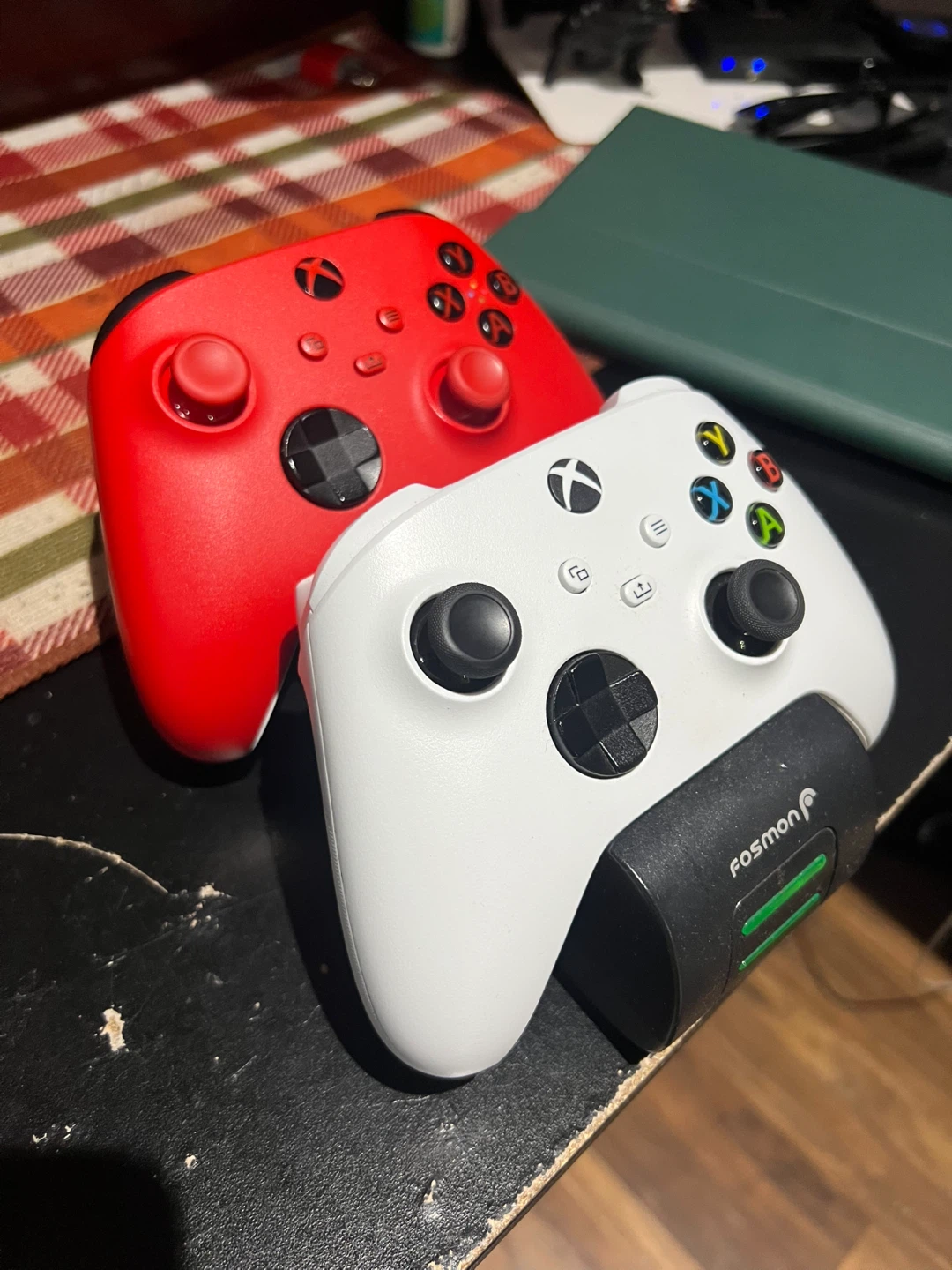 Xbox Wireless Controllers - Red & White - photo 4