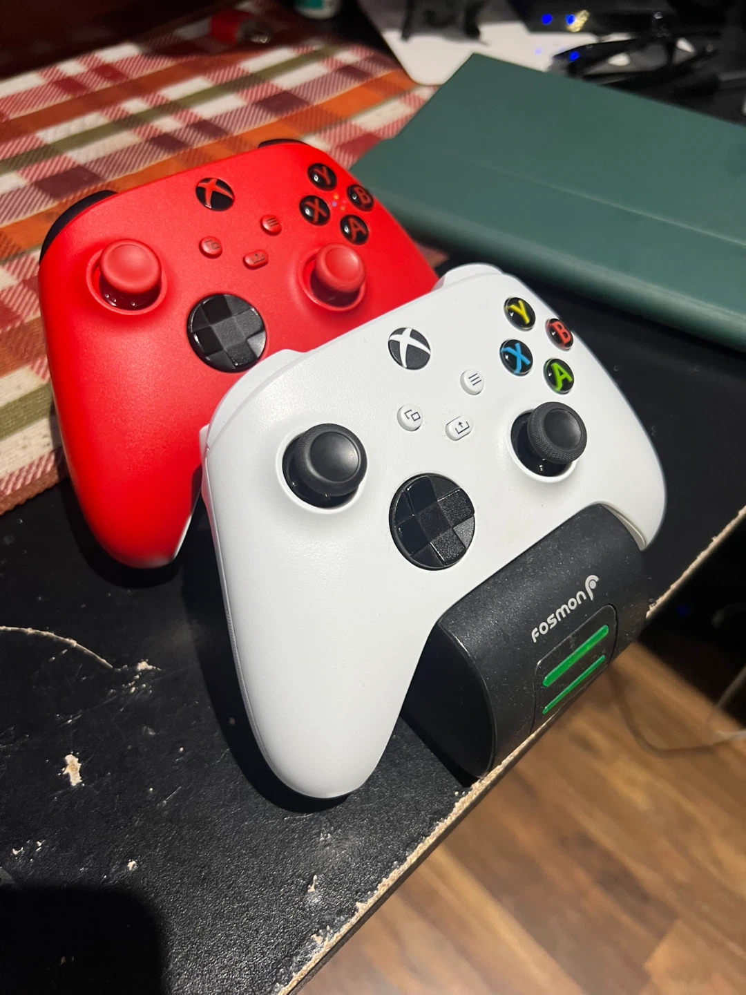Xbox Wireless Controllers - Red & White - photo 5