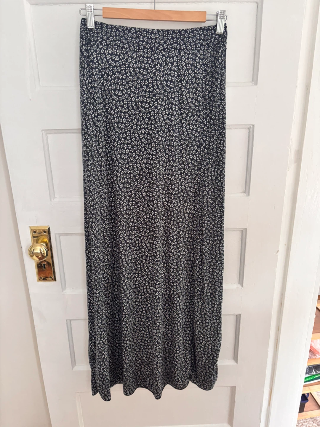 Brandy Melville Floral Maxi Skirt - Small