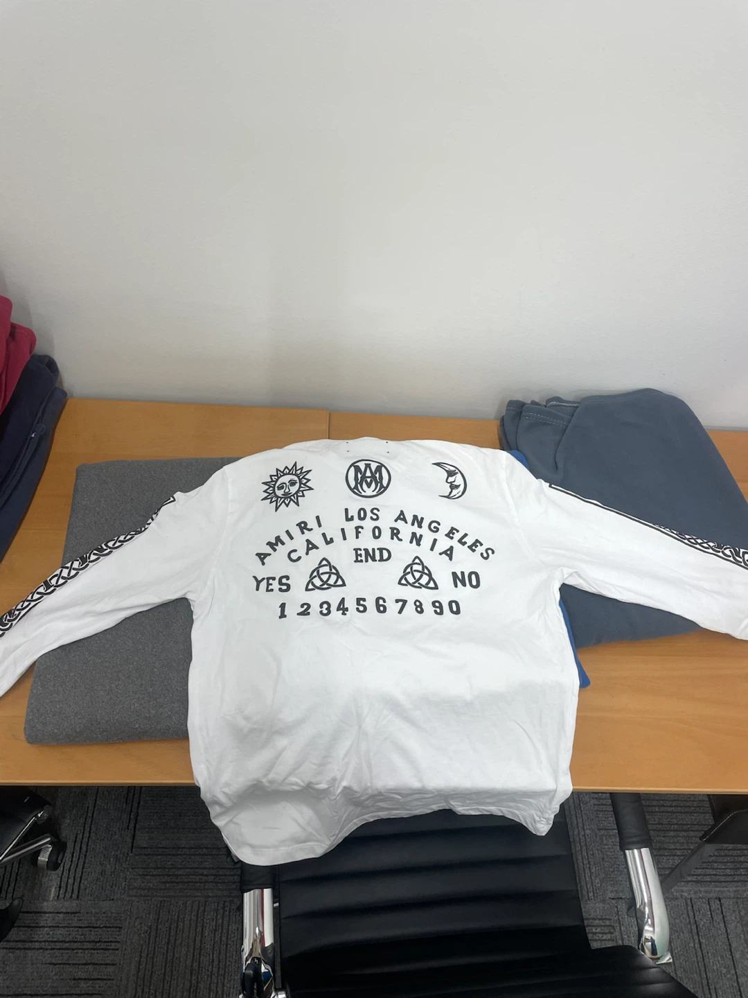 Amiri Long Sleeve T-Shirt - photo 2