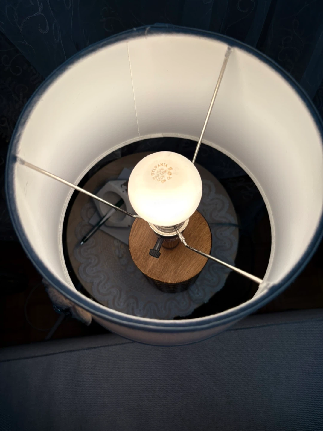 Decorative wooden Table Lamp. - photo 3