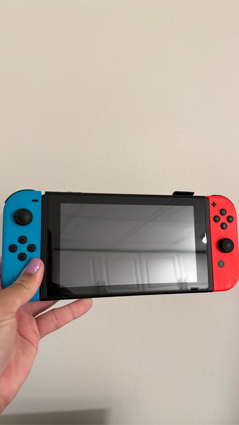 Nintendo Switch Console V2 (Neon Red/Blue Joy-Cons) - photo 3