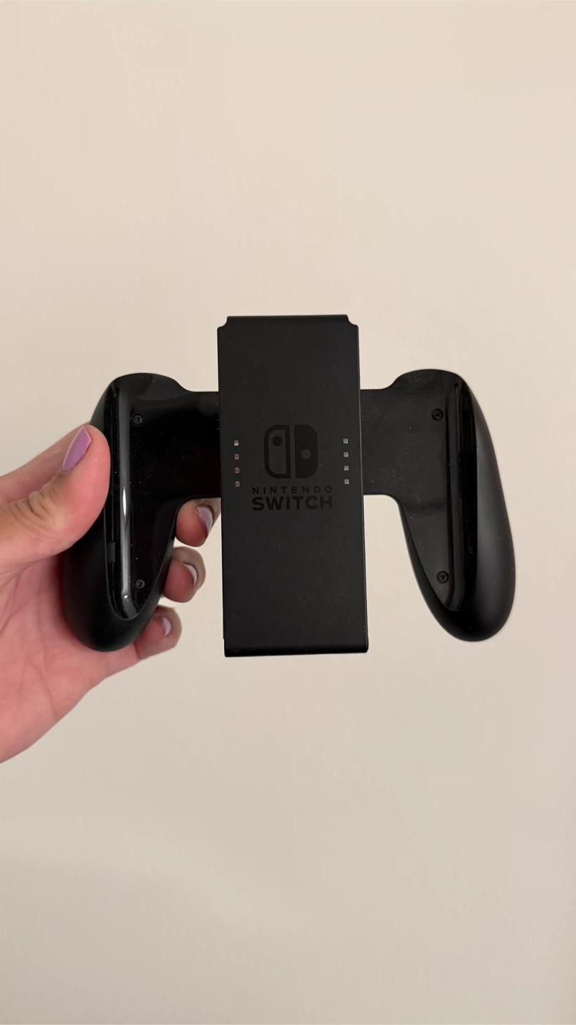 Nintendo Switch Console V2 (Neon Red/Blue Joy-Cons) - photo 4