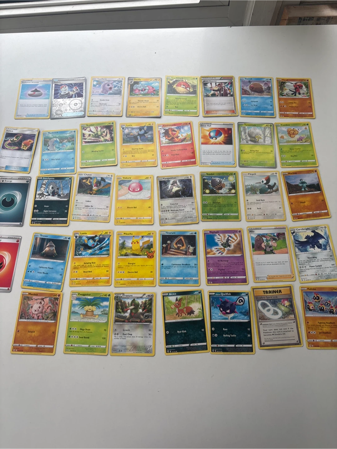 40 Pokemon Trading Cards Assortment