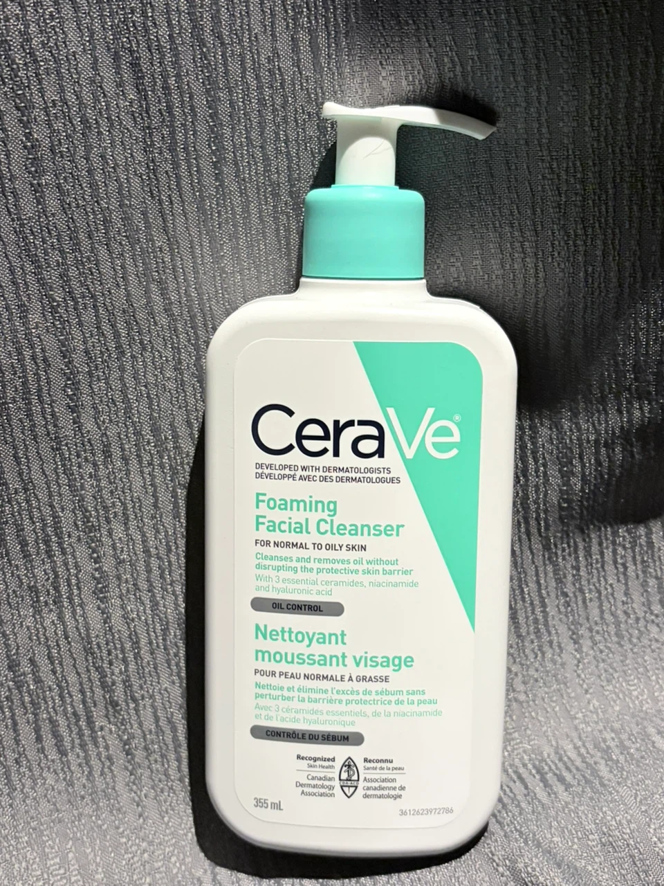 CeraVe Foaming Facial Cleanser for Normal to Oily Skin 355ml