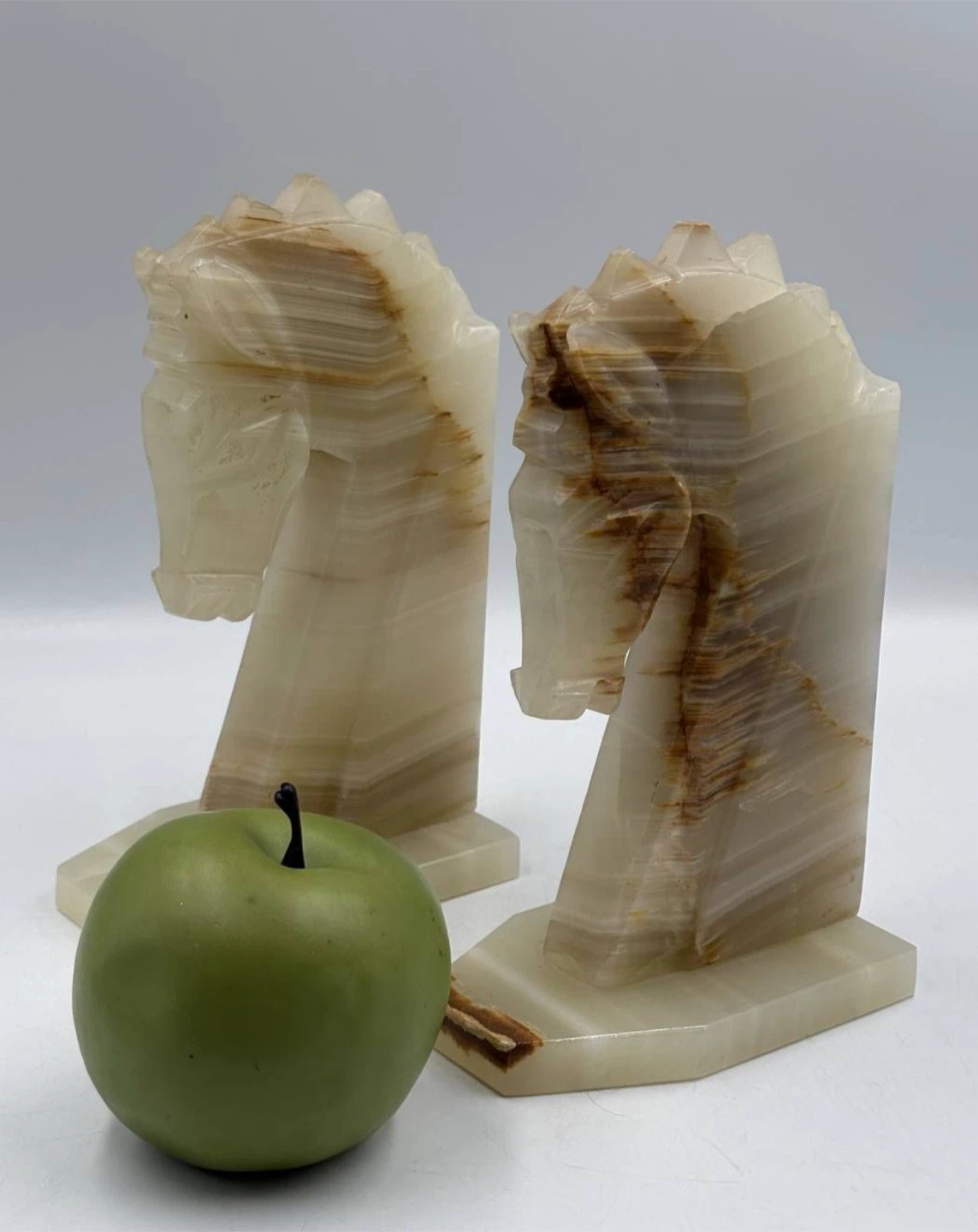 Onyx Horse Head Bookends - photo 2