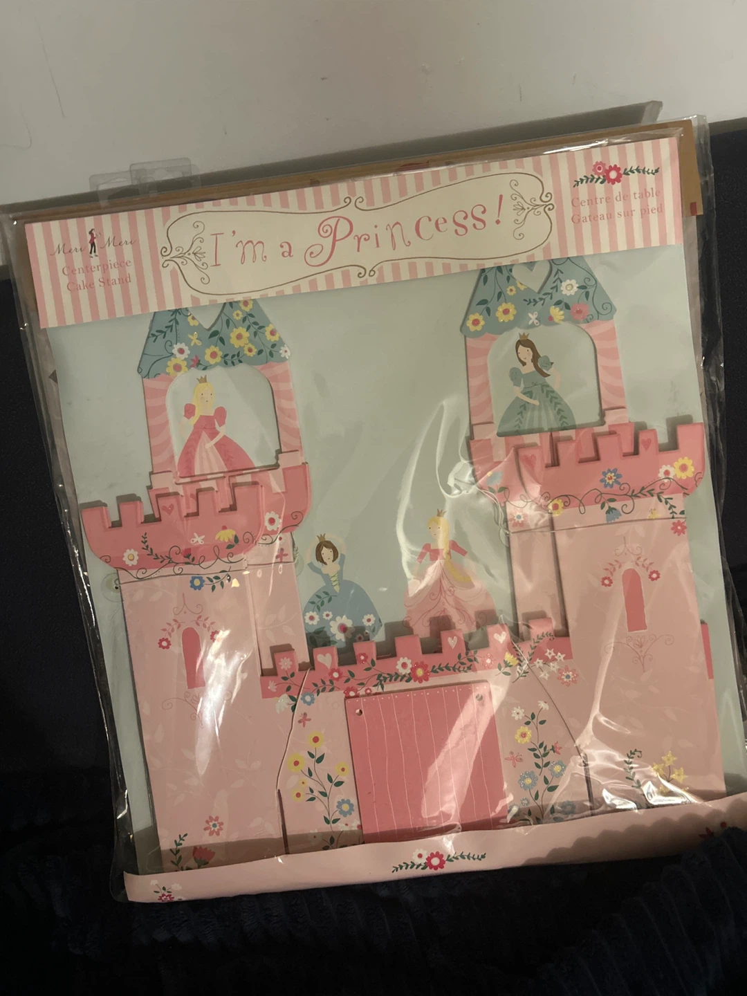 Meri Meri "I'm a Princess" Castle Cupcake Stand - photo 2