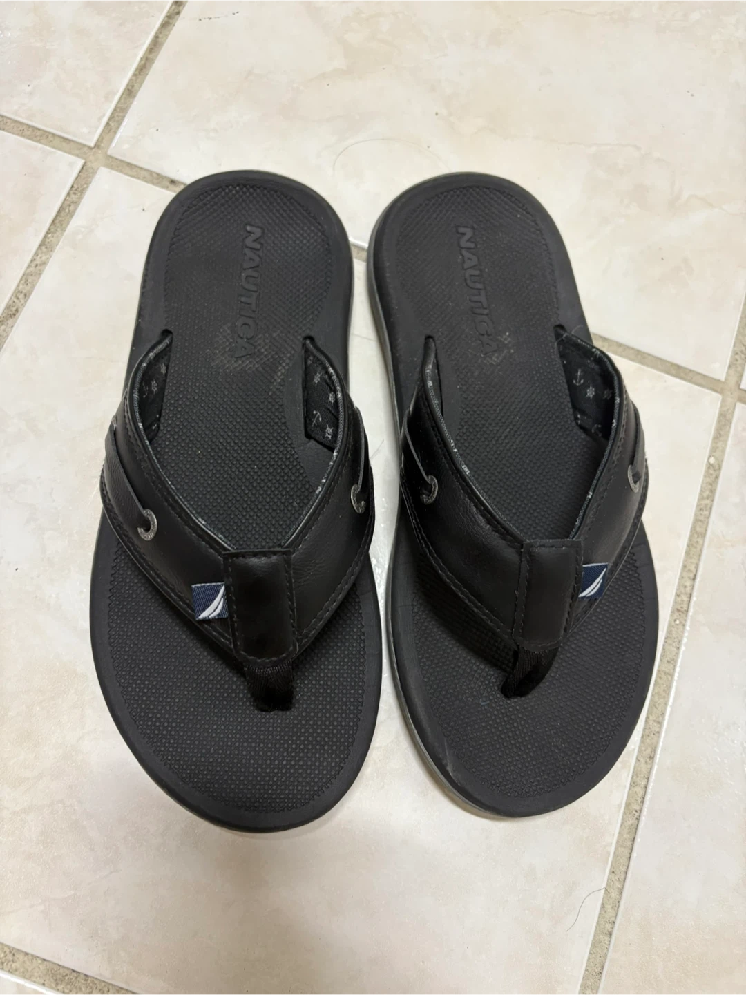 Nautica Black Flip Flop Sandals