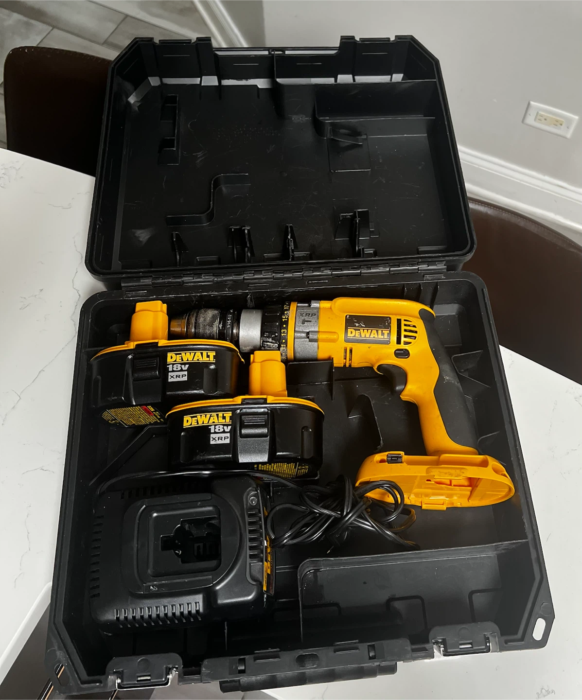 DeWalt 18V Cordless XRP Drill with Case, 2 Batteries & Charger - photo 2