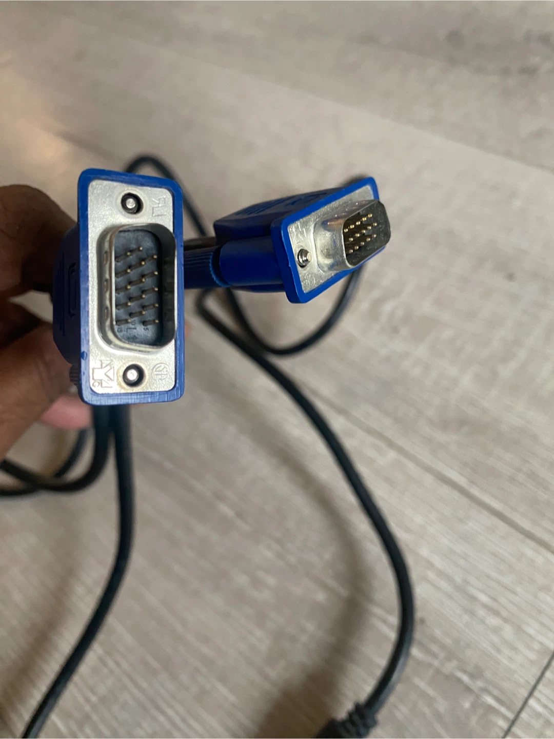Blue VGA Cable - photo 3