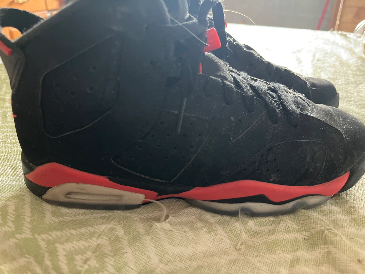 Nike Air Jordan 6 Shoes - photo 2