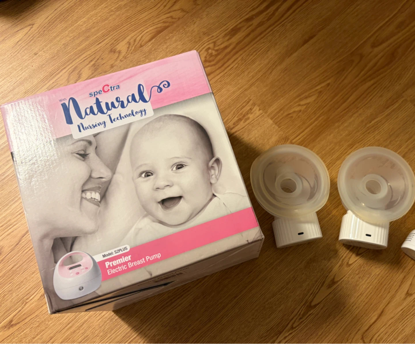 Spectra S2 Breast Pump(with free 2 handsfree pumps)