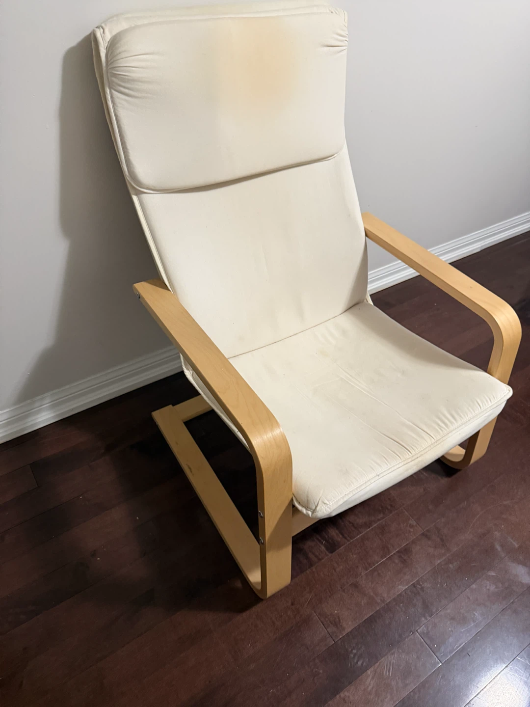 Cream Lounge Chair with Wooden Frame - photo 2