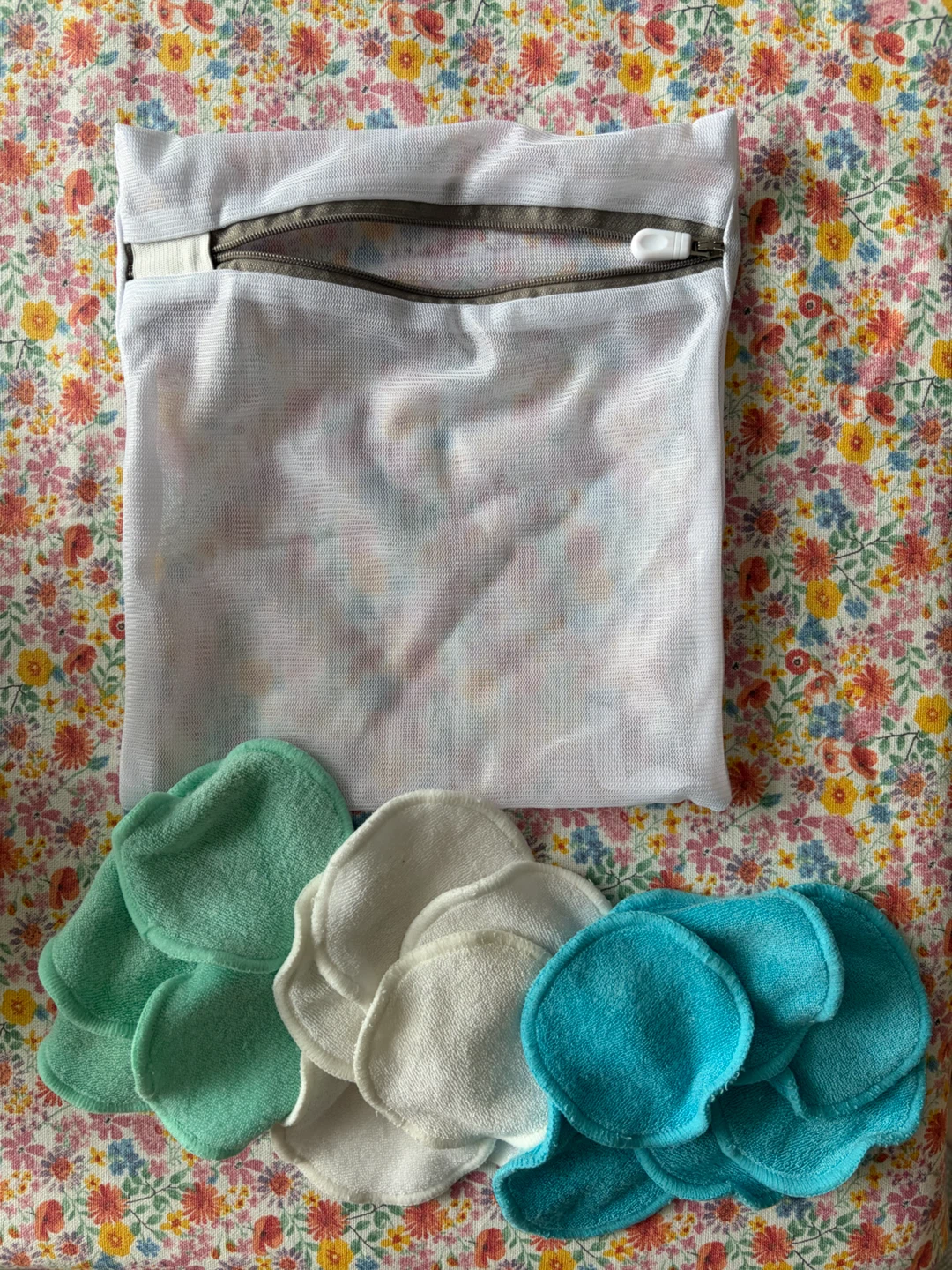 Reusable Cotton Rounds with Mesh Laundry Bag