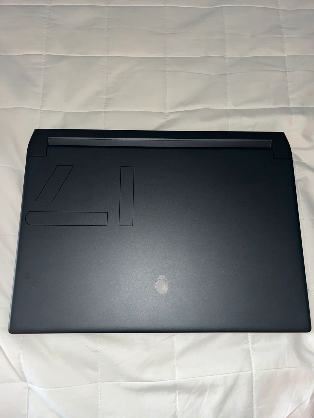 Alienware Laptop (error {fixable}) THROW AN OFFER