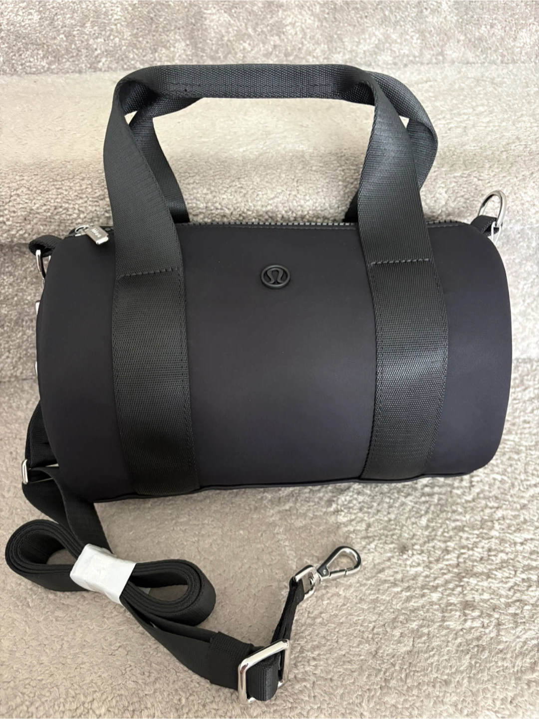 Lululemon Mini Barrel Duffle Bag 5L - photo 2