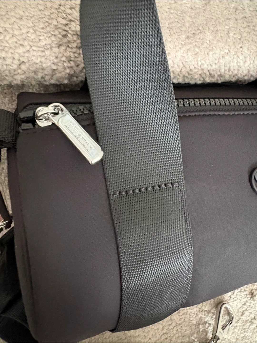 Lululemon Mini Barrel Duffle Bag 5L - photo 3