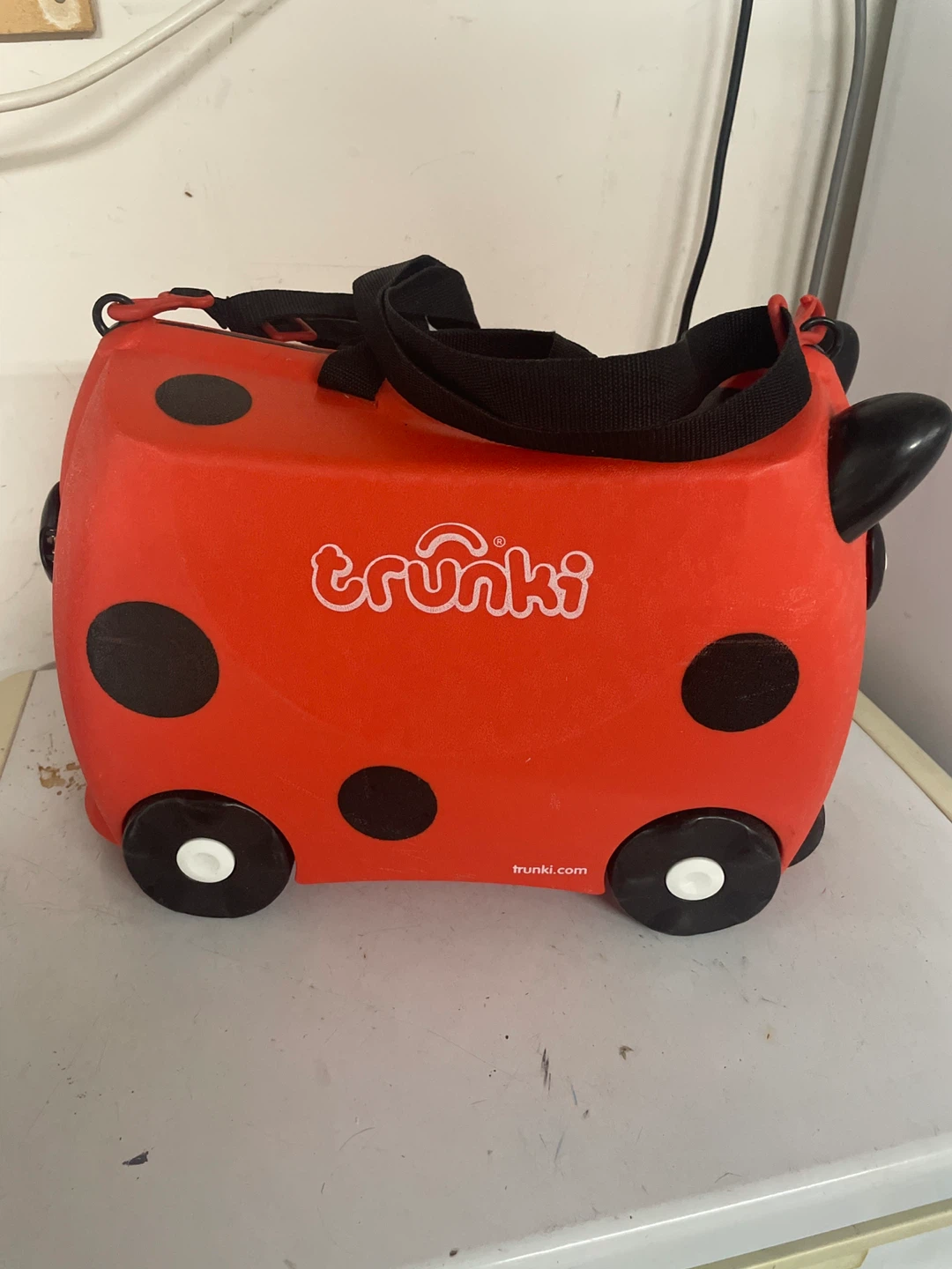 Trunki Ladybug Ride-On Suitcase - photo 3