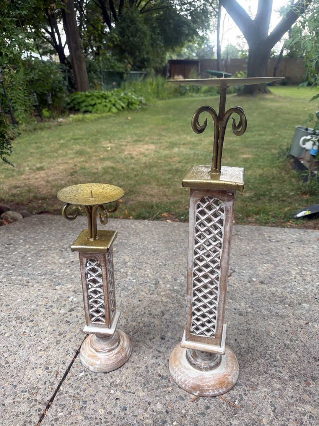 Set of 2 Gold and White Pillar Candle Holders