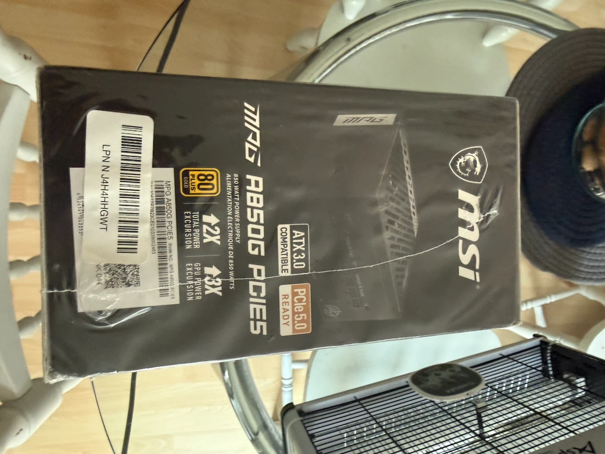 MSI MAG A850G PCIE5 850W Power Supply - photo 2