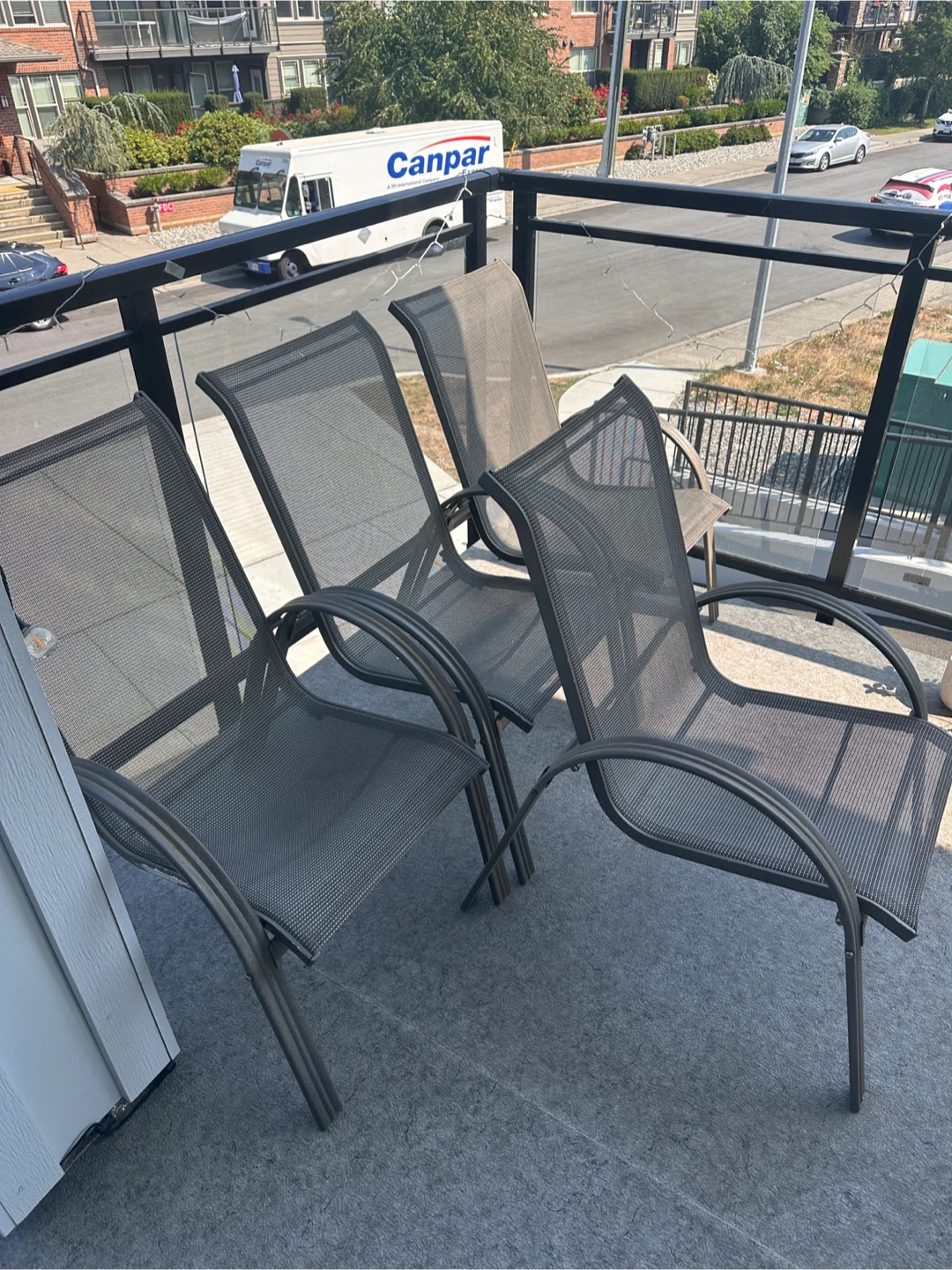 Outdoor patio Glass Table with 4 chairs - photo 3