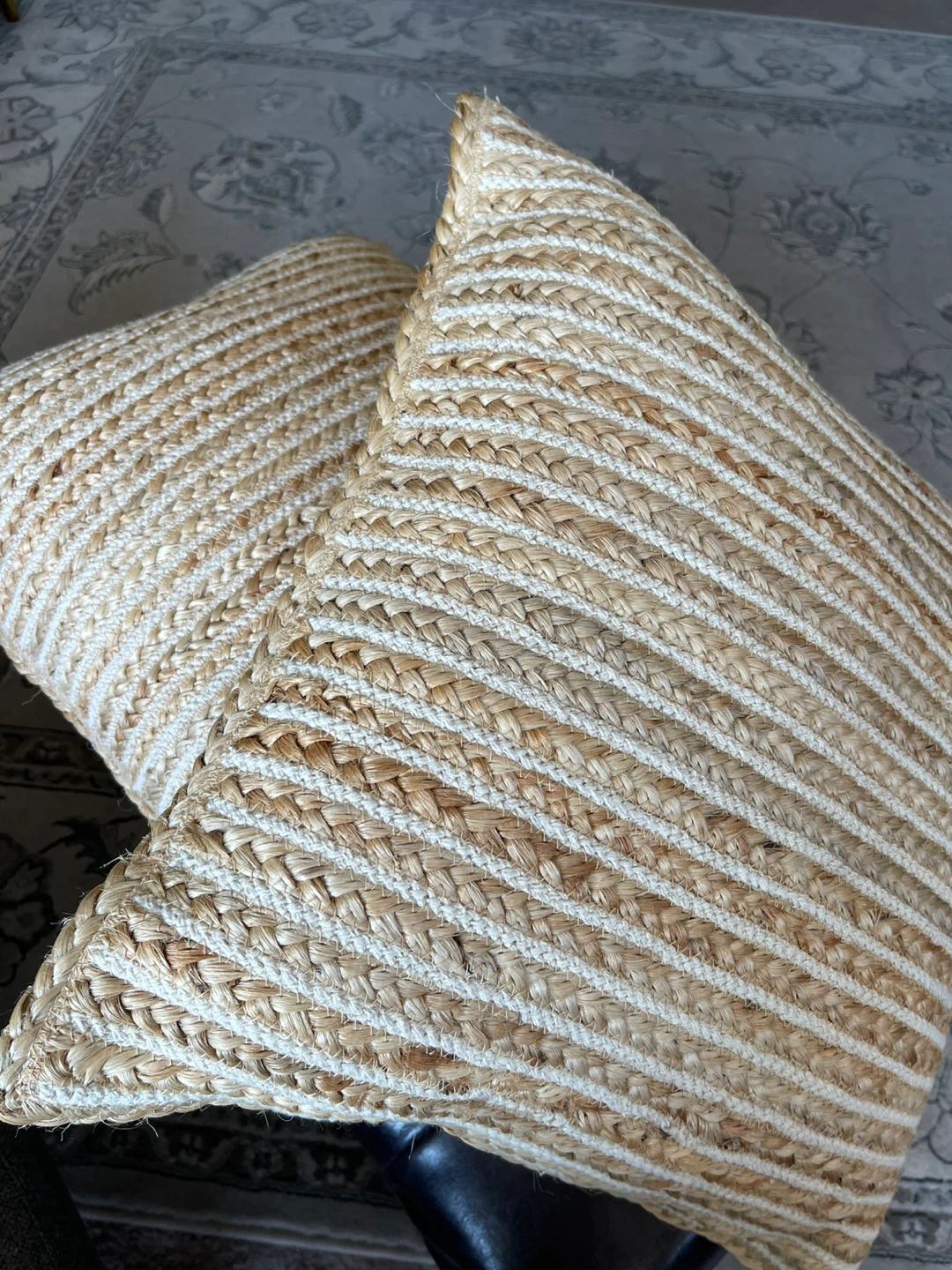 Pair of Oui Jute and Cotten Throw pillows. - photo 5