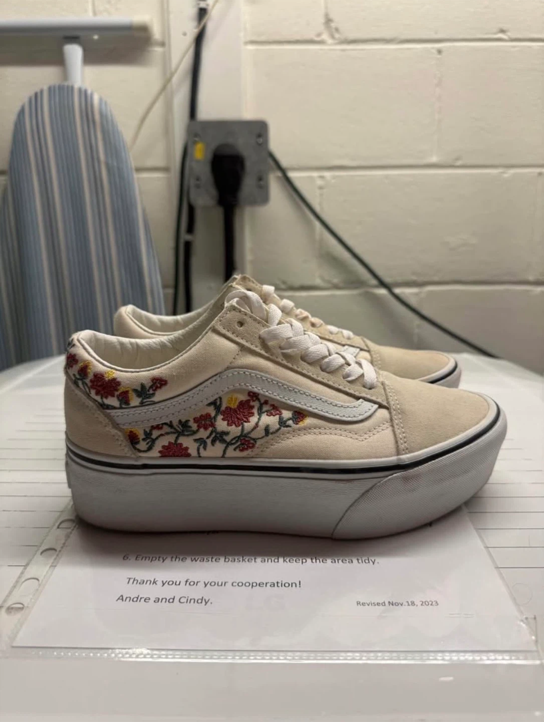 Women’s Vans - photo 2