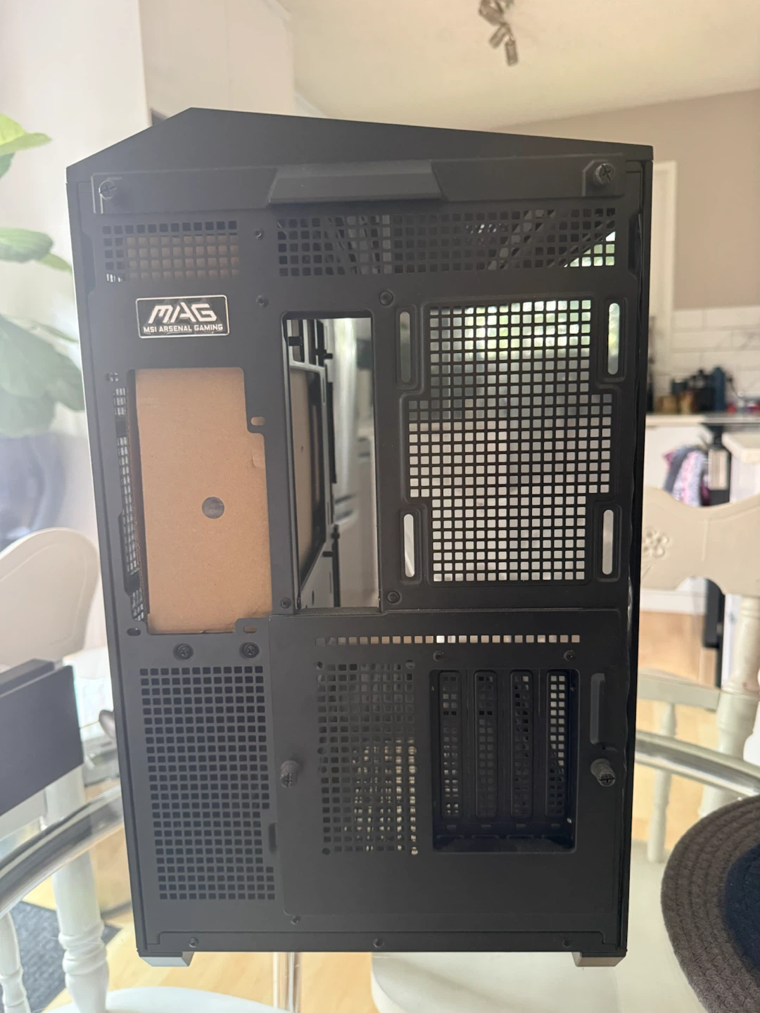 MSI MAG Gaming PC Case - photo 2