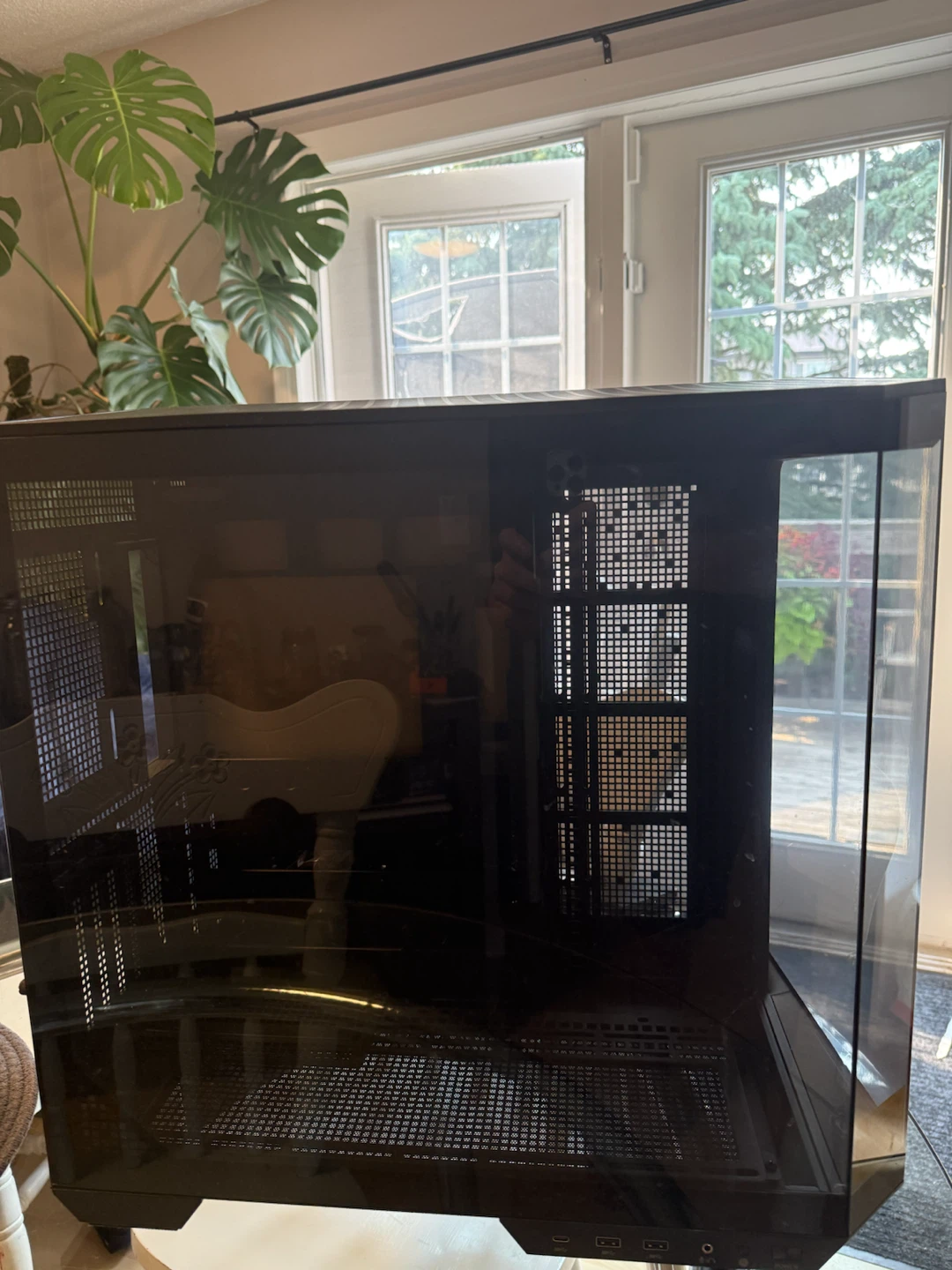 MSI MAG Gaming PC Case - photo 4