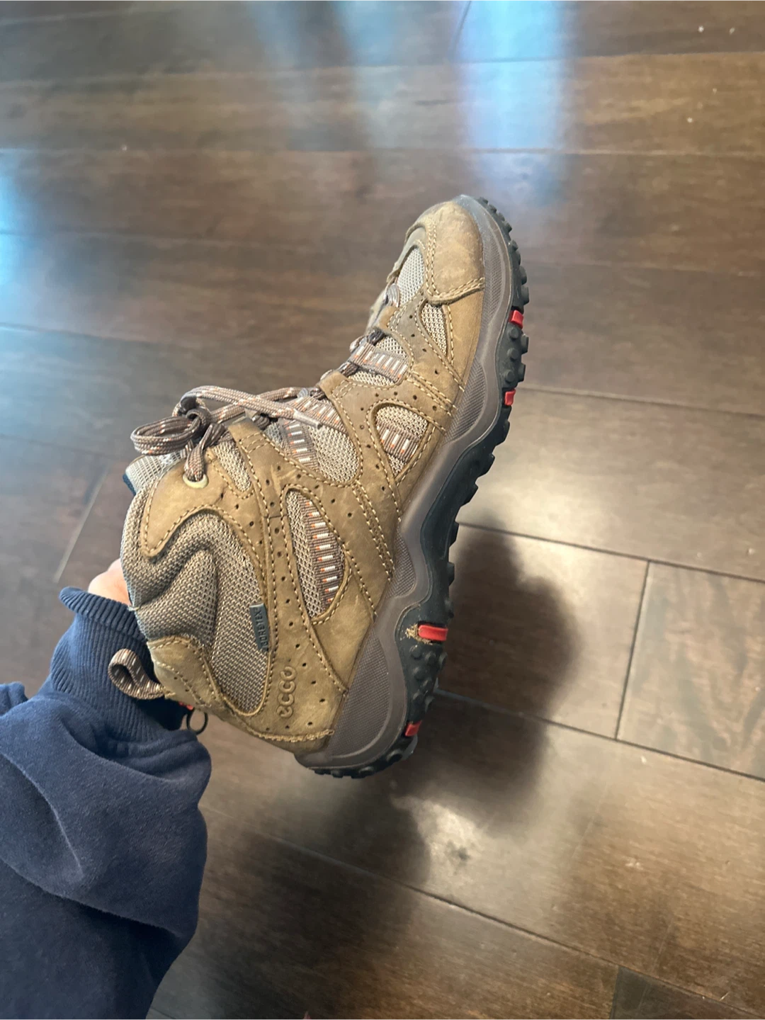 ECCO Hiking Boots - photo 4