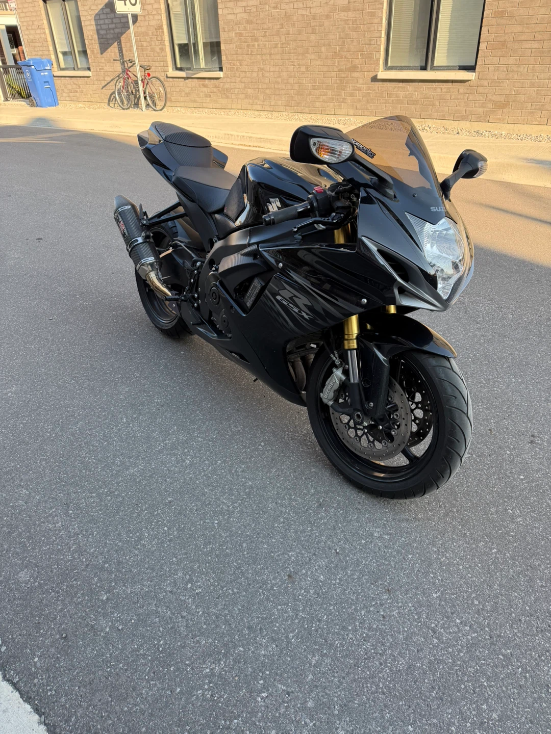 2011 GSXR 750 - photo 4