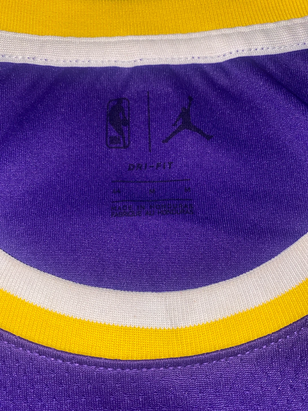 Los Angeles Lakers LeBron James #23 Swingman Jersey - photo 2