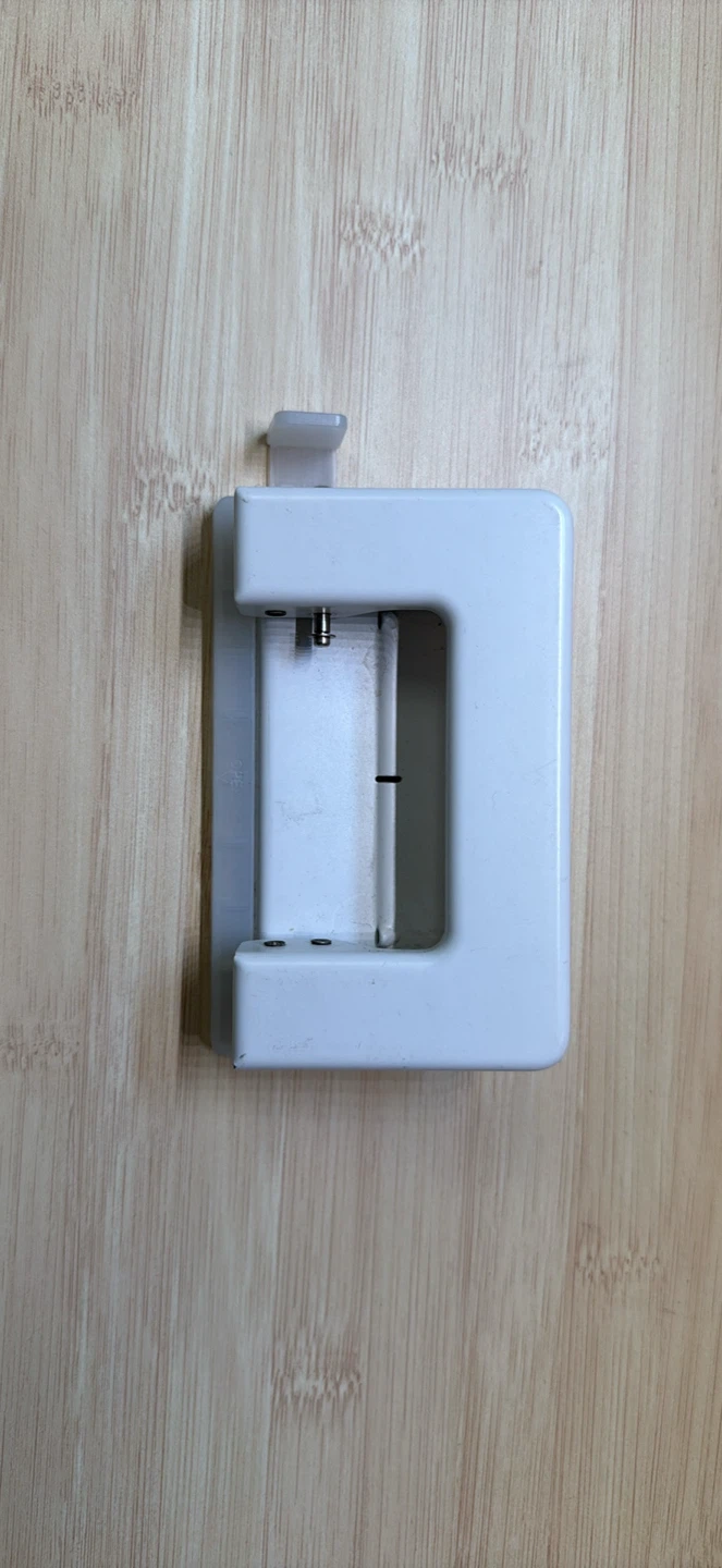 White 2-Hole Punch