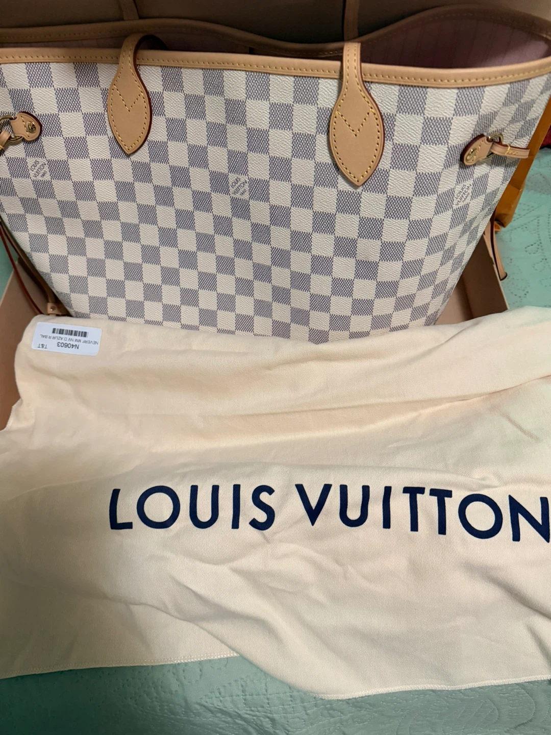 Louis Vuitton Neverfull MM Damier Azur Canvas Tote Bag - photo 4