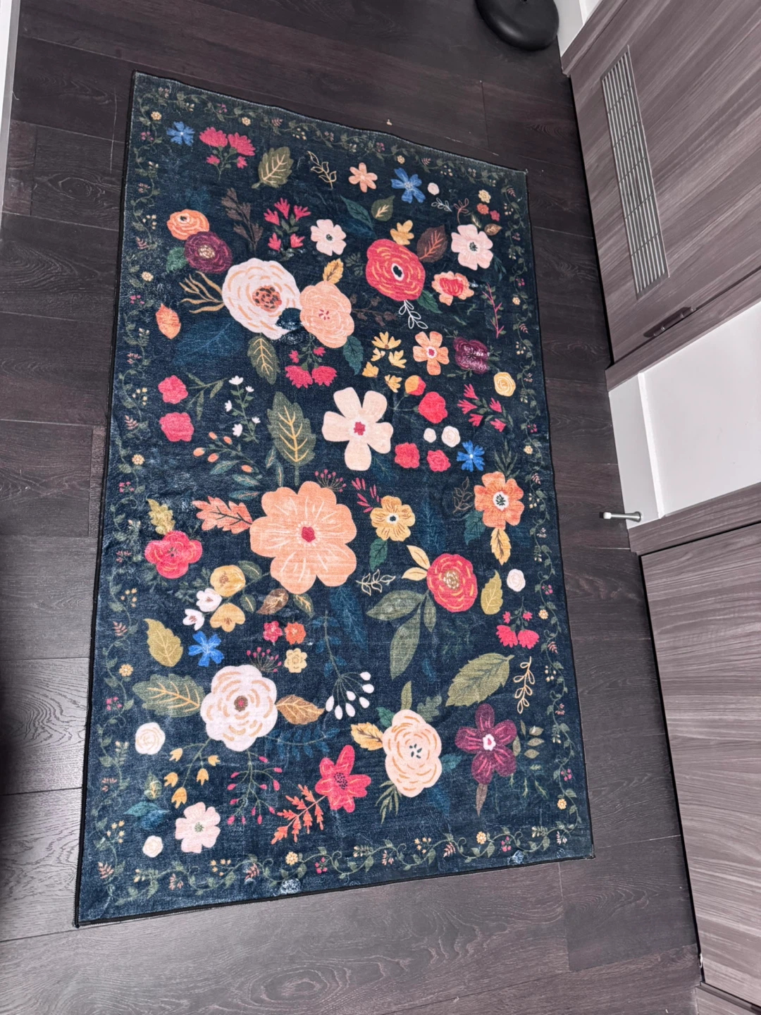 Dark Green Floral Accent Rug - Pickup near CN