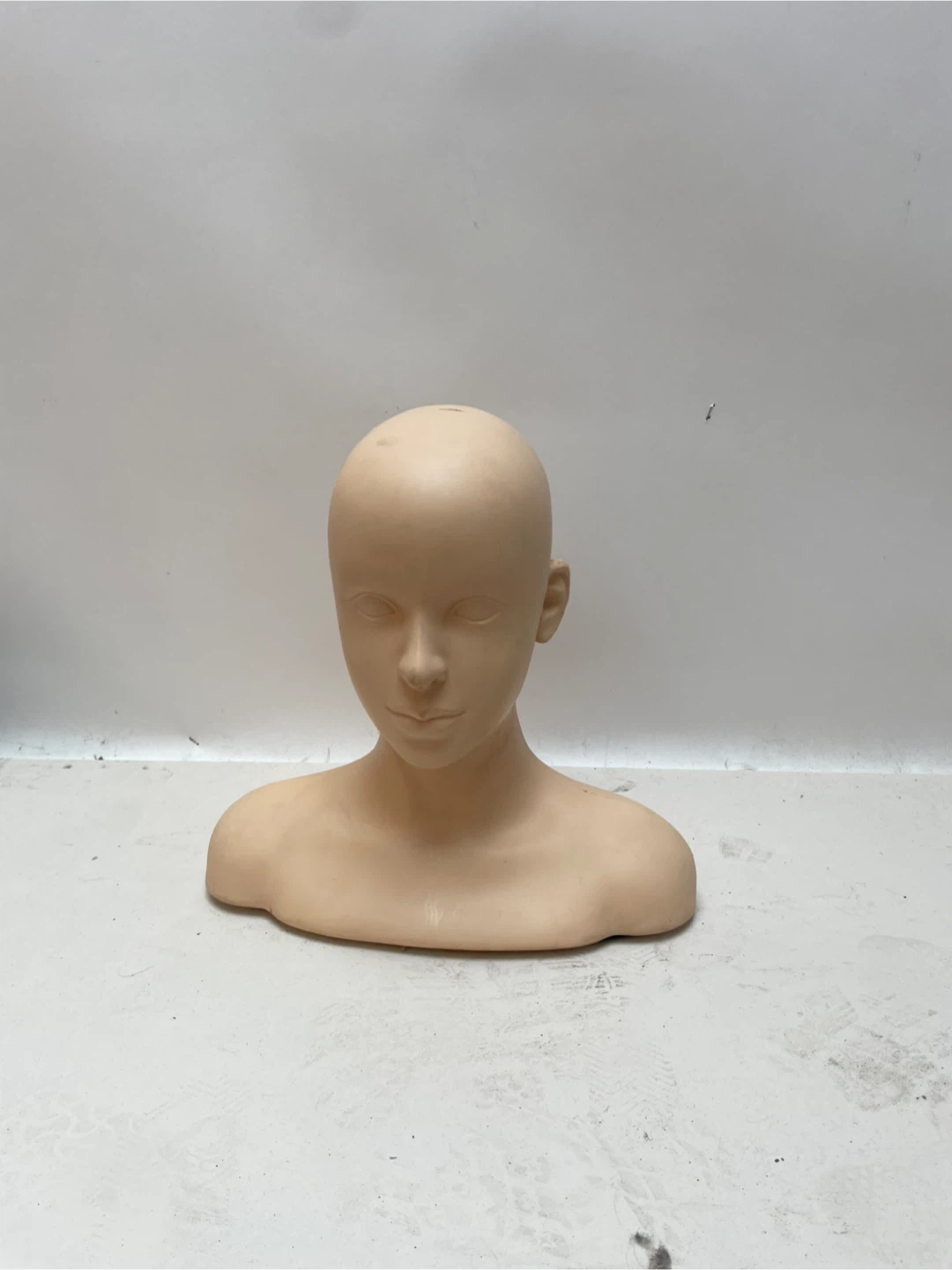 Rubber silicon Mannequin Head Bust Display