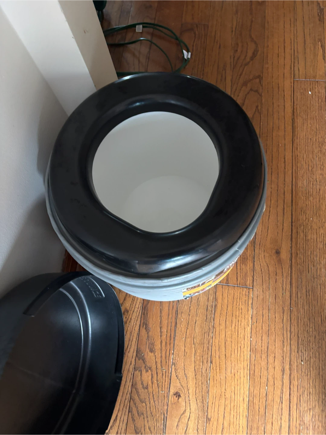 Reliance Hassock Portable Toilet - photo 3