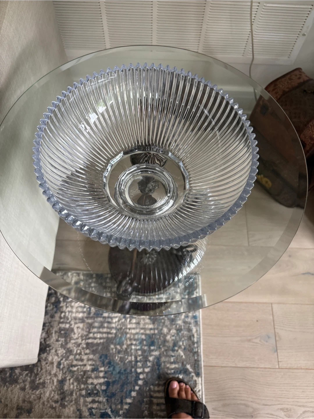 Clear Glass Fruit Bowl - photo 3