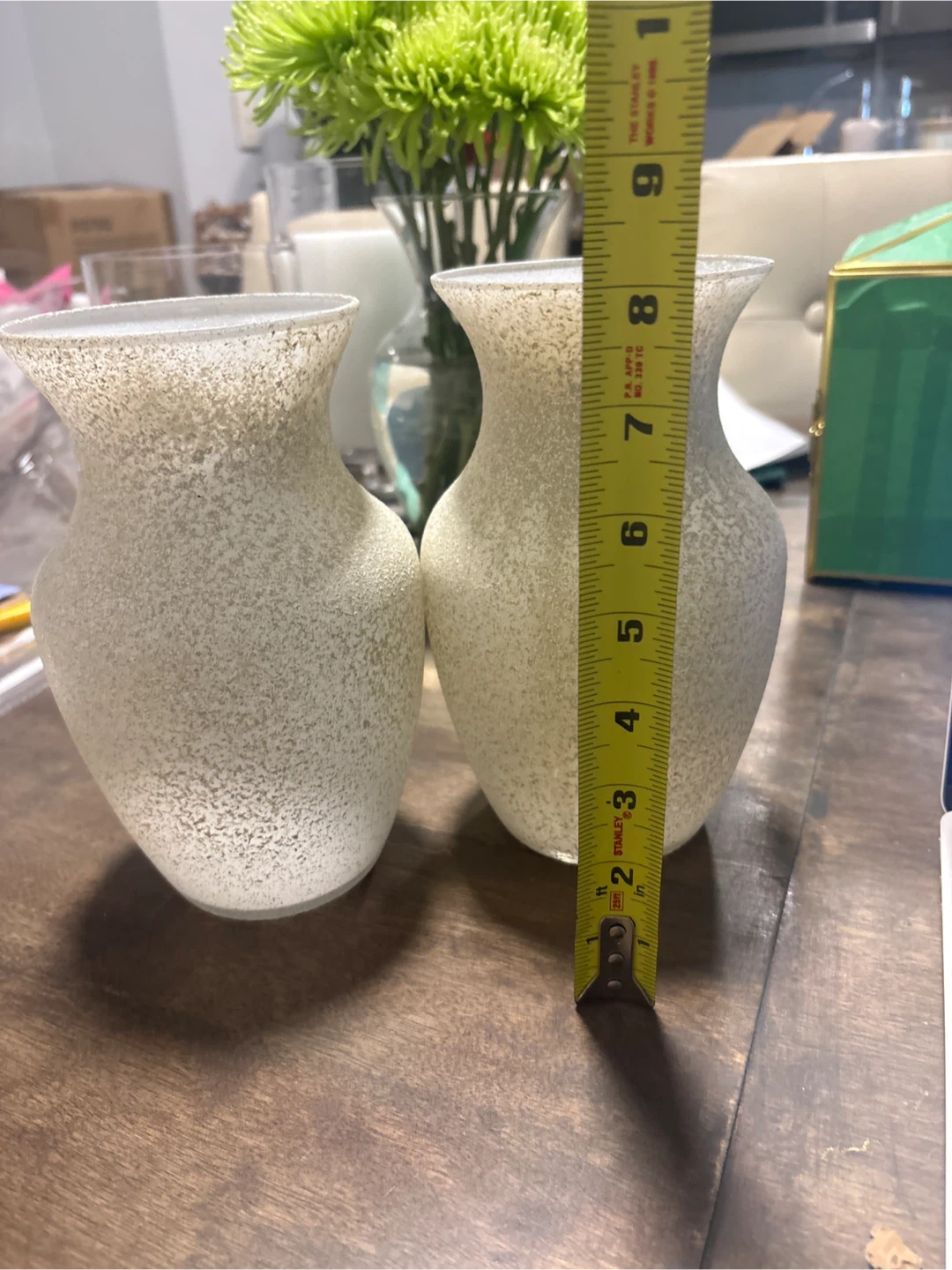 Set of 2 Frosted Glass Vases - photo 3