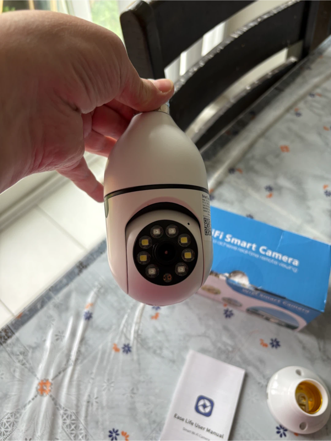 WiFi Light Bulb Smart Security Camera - photo 2
