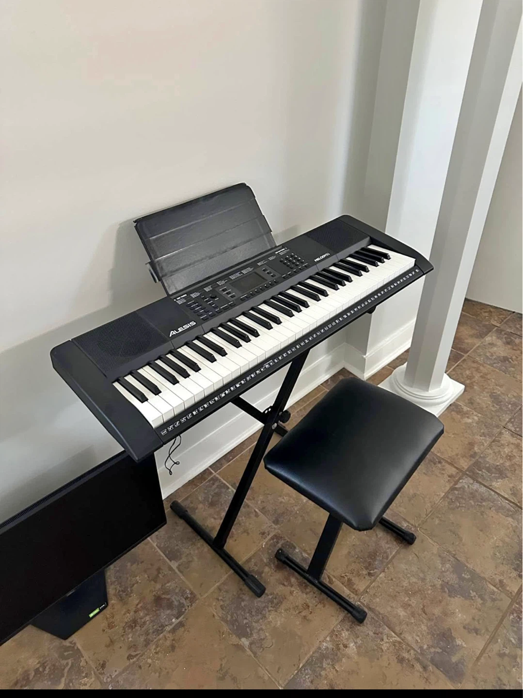 Alesis Melody 61 MK4 61-Key Keyboard Piano Bundle