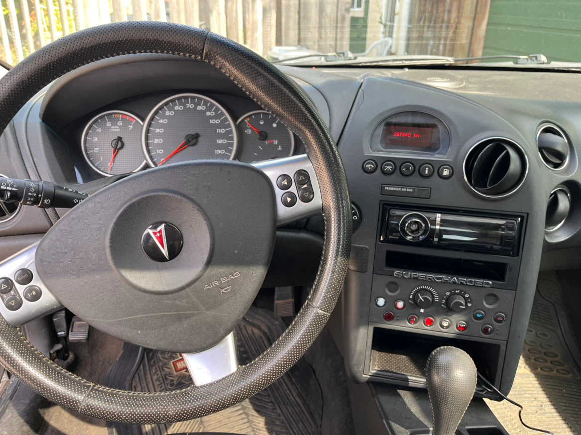 Pontiac Grand Prix GT Supercharged Sedan - photo 4