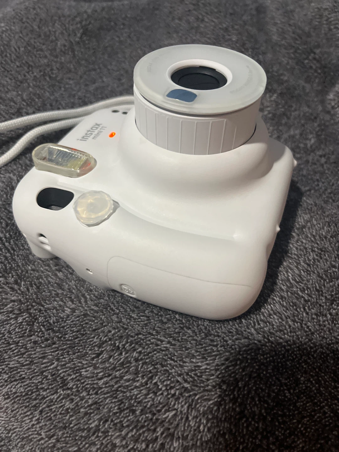Fujifilm Instax Mini 11 Instant Camera - Ice White - photo 3