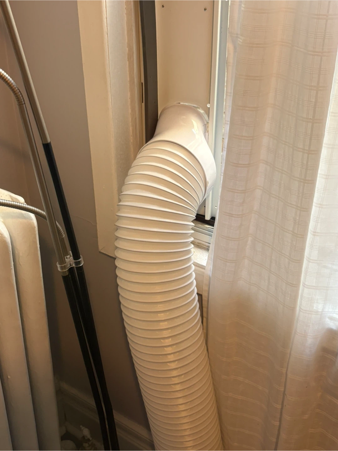 DeLonghi Pinguino Portable Air Conditioner - photo 3