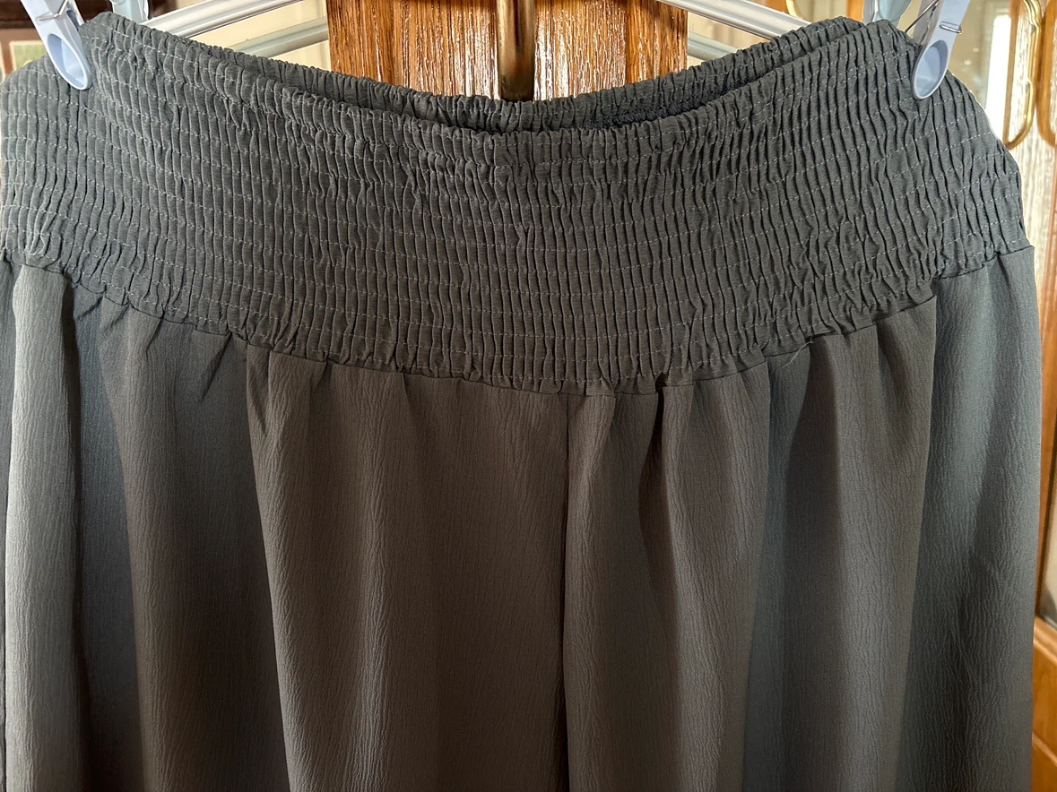 Women's Grey Cropped Pants - photo 3
